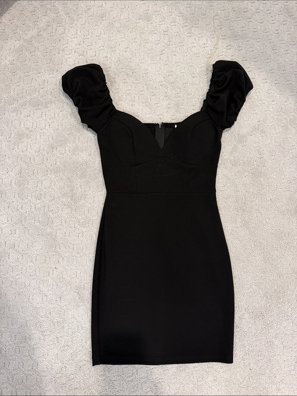 Windsor Size XS NWT Black Puff Sleeve Sweetheart Mini Dress